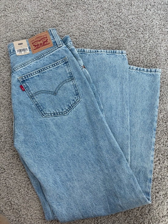 Levi's Denim - Levi low loose brand new